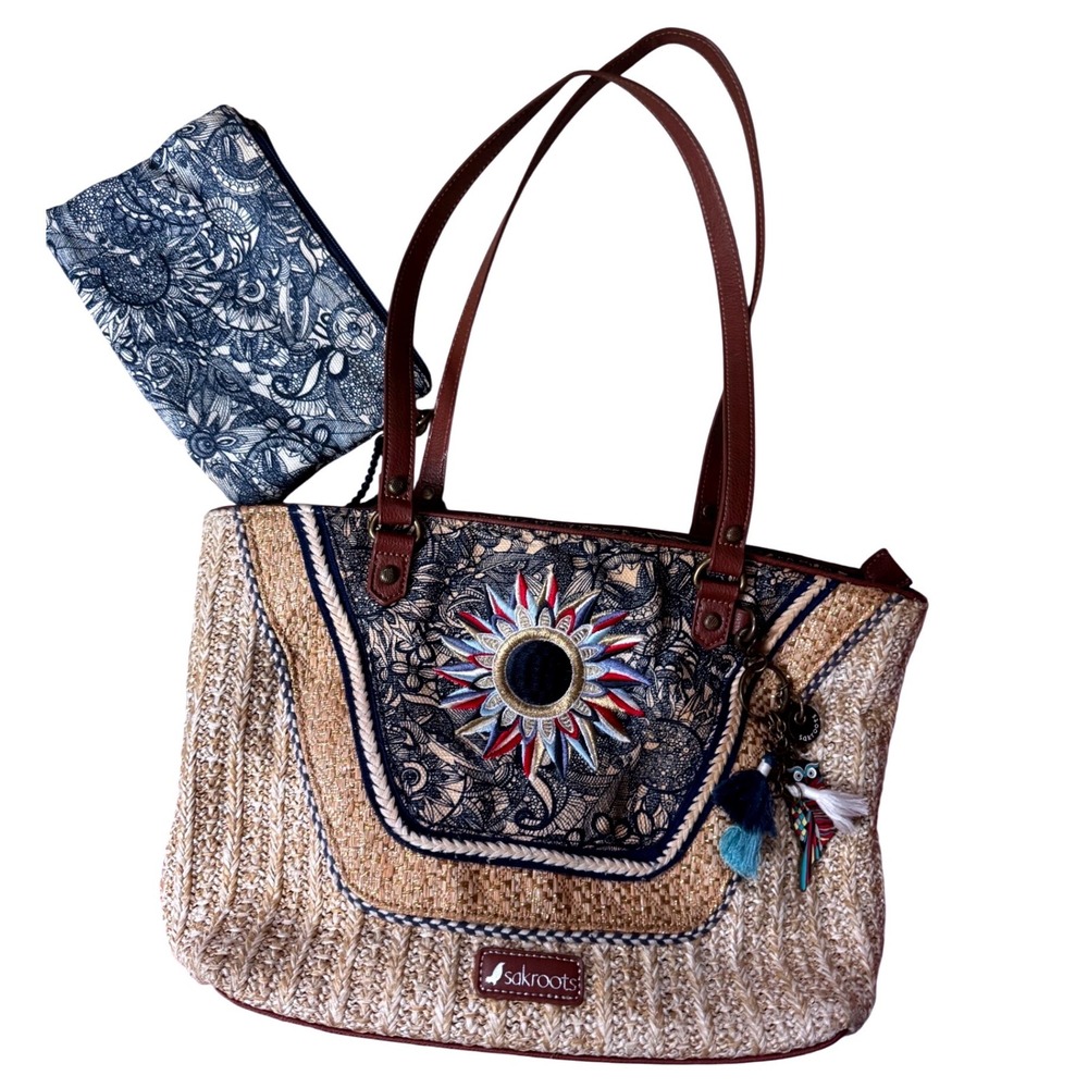 Sakroots Natural Straw Embroidered Sun Shoulder Bag 2 in 1 Wallet Charm Bag